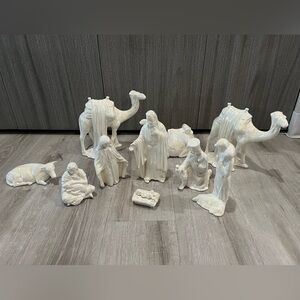Iridescent White Nativity Sculpture Set